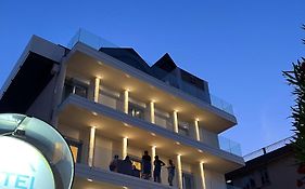 Hotel Miramare con piscina